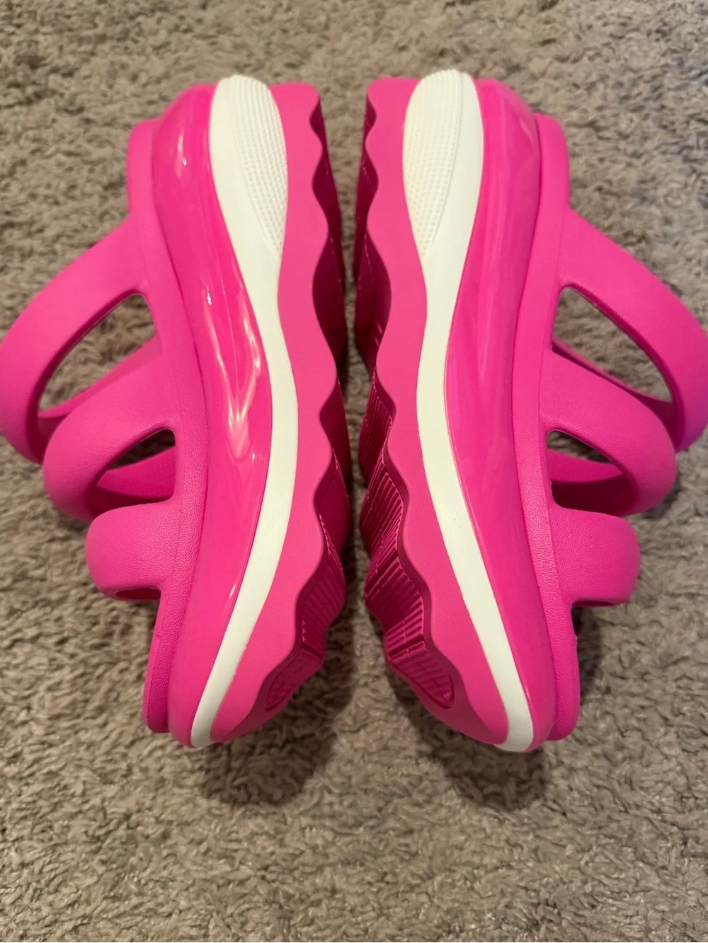 CROCS Women's Hot Pink Triple-Strap Wedge Slide Sandals